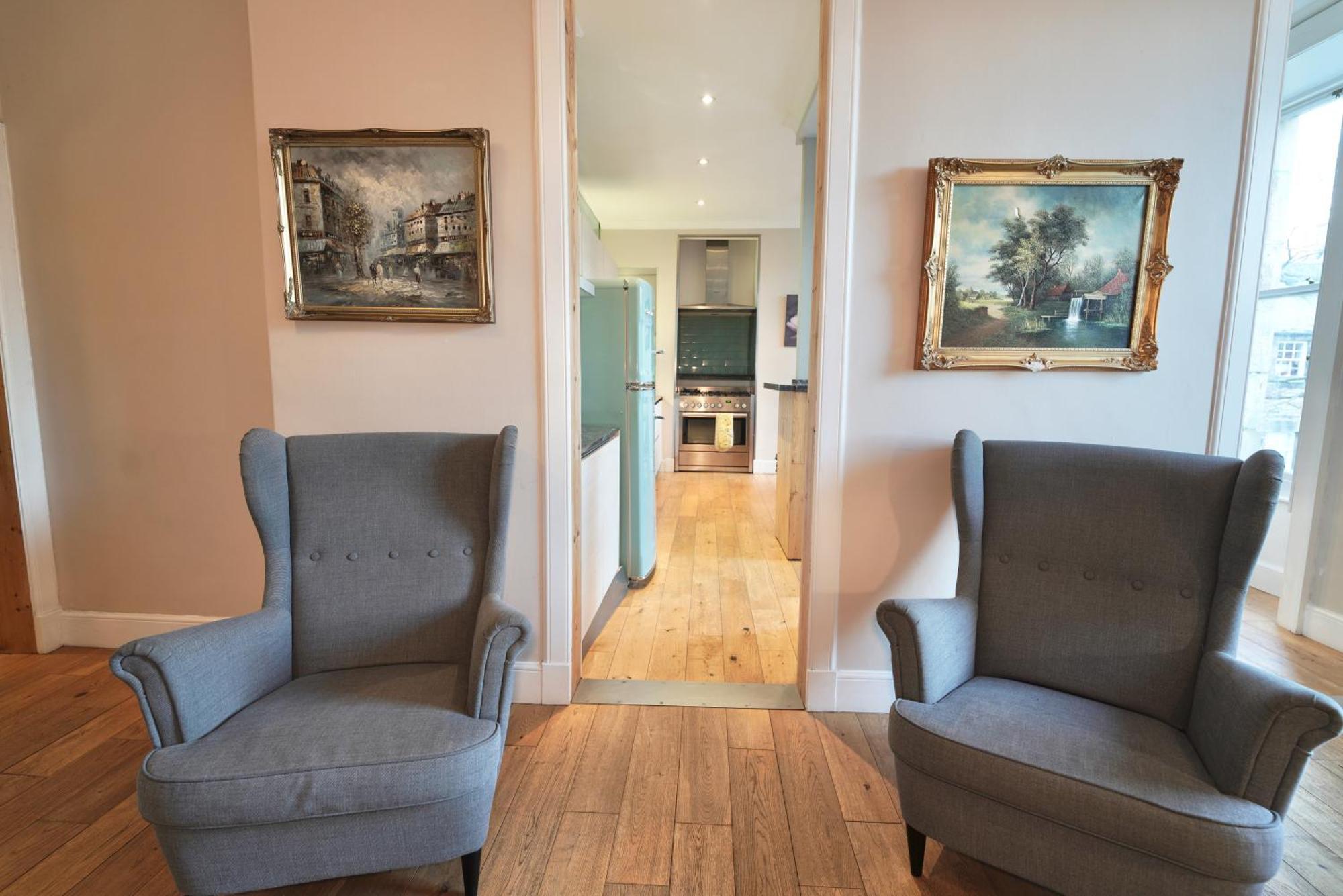Spacious 2 Bed Apt Next To Royal Mile & Waverley Edinburgh Luaran gambar