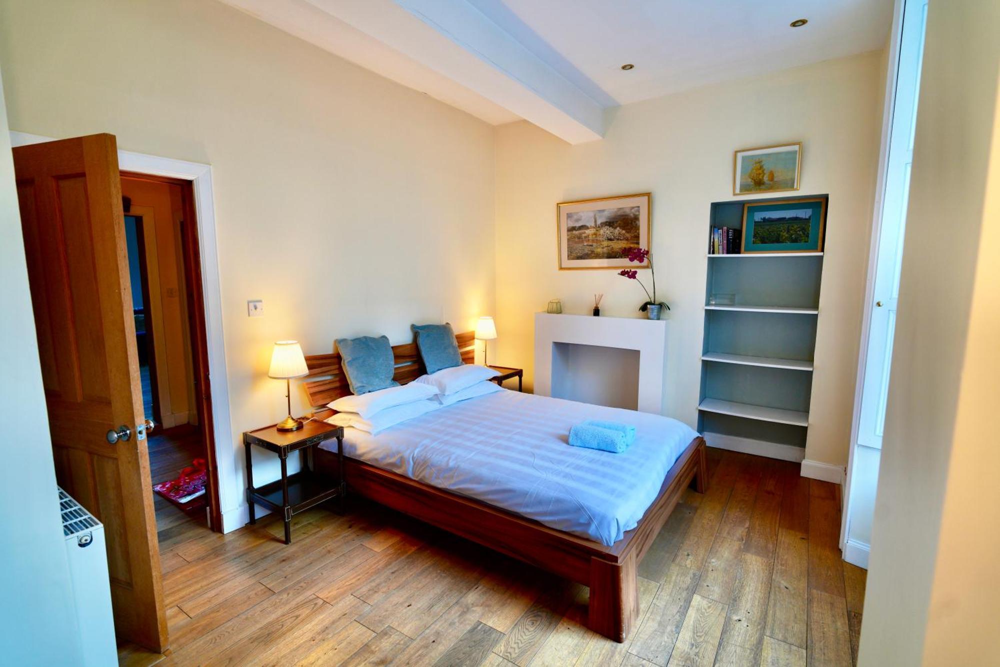 Spacious 2 Bed Apt Next To Royal Mile & Waverley Edinburgh Luaran gambar