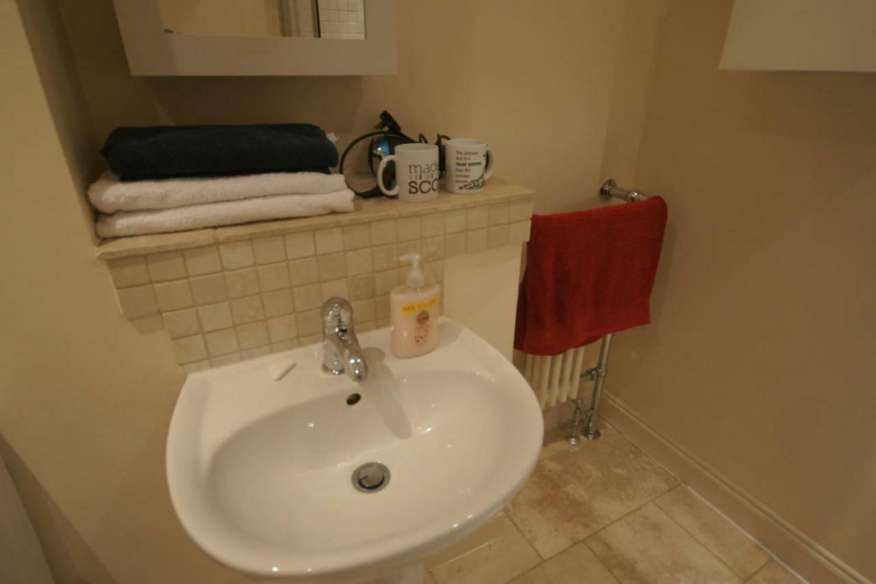 Spacious 2 Bed Apt Next To Royal Mile & Waverley Edinburgh Luaran gambar